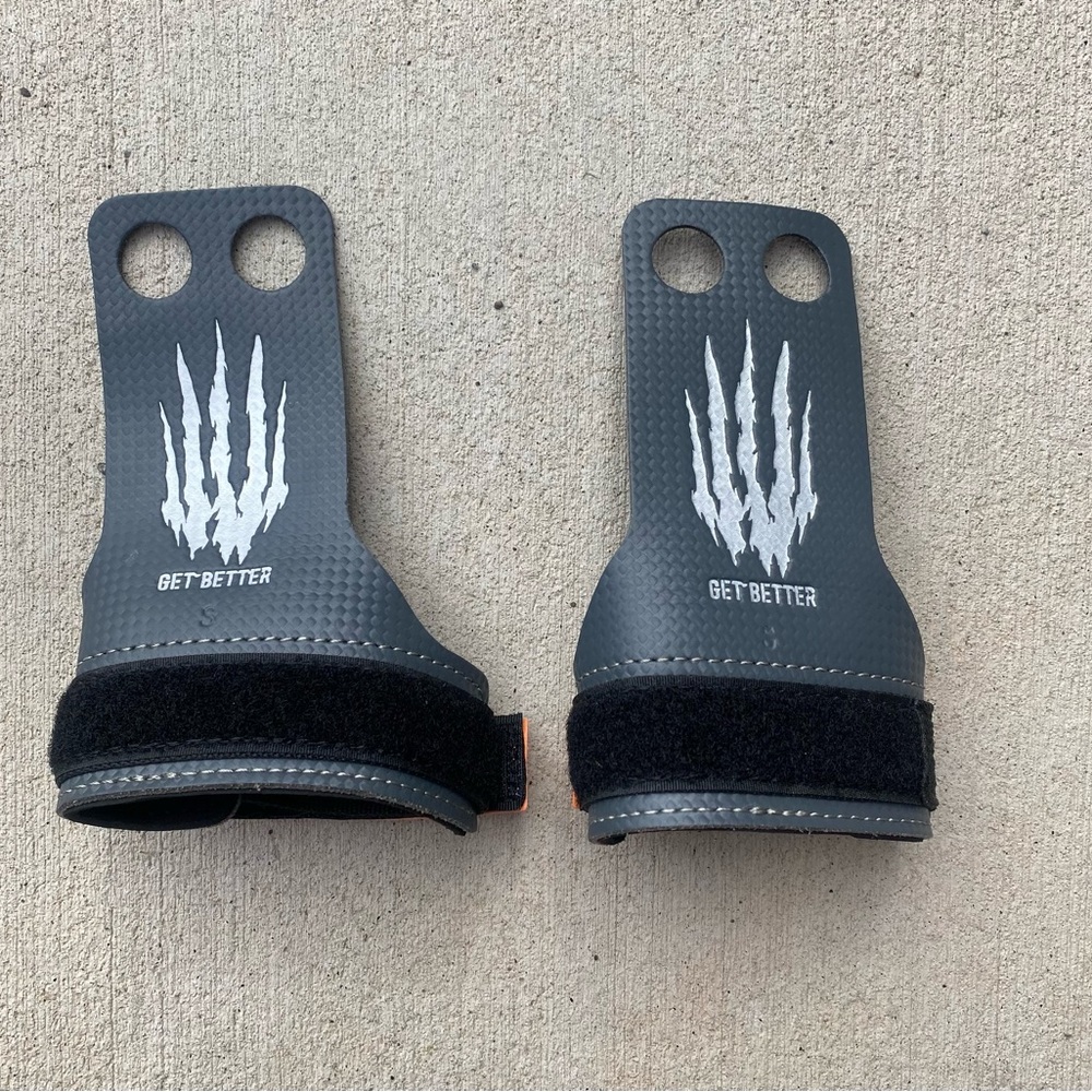 Bear Komplex 2 hole carbon hand grips. Size small